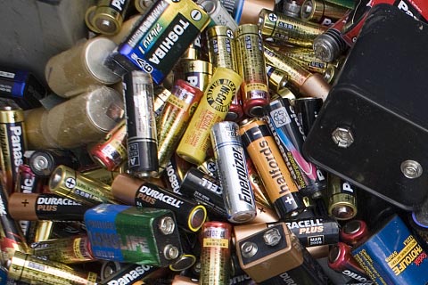雷波溪洛米乡高价动力电池回收_二手电动车电池回收